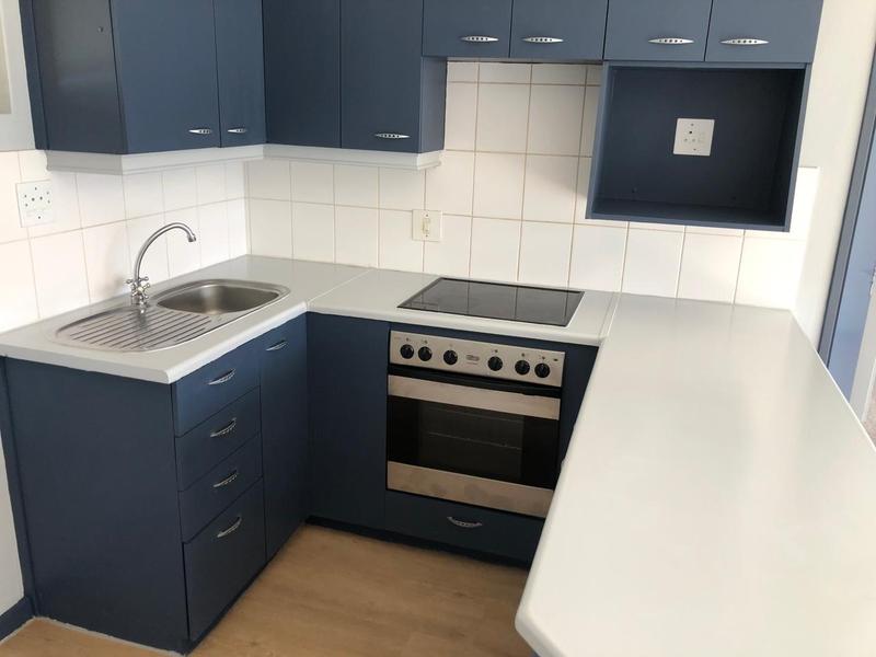 To Let 1 Bedroom Property for Rent in Sunnydale Western Cape